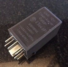 BMW CRASH ALARM RELAY OEM E31 E32 E34 E36 Z3 8364691 CAG 12V-v Siemens 72AB301
