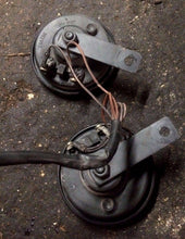 Mercedes-Benz W124 W126 W201 W129 OEM Horns w/ Harness 105k Miles Genuine Hella