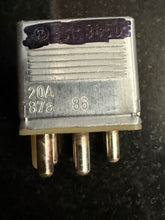 Genuine OEM Mercedes-Benz 12V 20A/30A Relay SR 9850 Made in Germany 0015420219