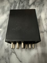 RELÉ DE BOMBA DE COMBUSTIBLE MERCEDES 0025451605 8 Zyl. 6000 min KVS Kickd. 05 8956 52 Usado Probado Funcionando