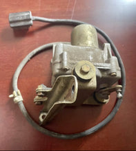 Mercedes-Benz W126 R107 Cruise Control Actuator 560SL 560SEL 560SEC 420SEL 300SE 0025458632 VDO