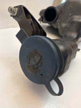 Réservoir de liquide lave-glace d'origine Mercedes-Benz W212 E350 (2010-2016)