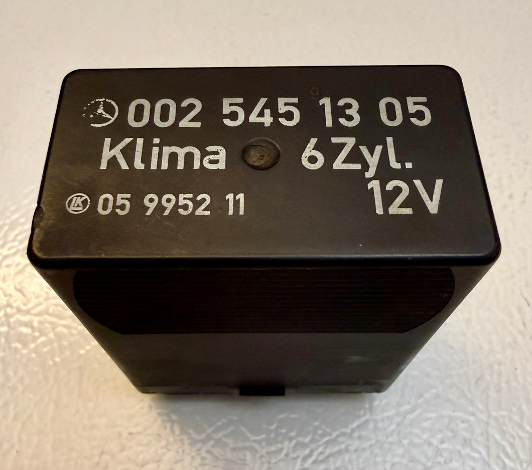 1987-1993 MERCEDES-BENZ Klima 6Zyl. 12V RELAY 002 545 13 05 OEM 05 9952 11