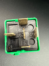 BMW Relay 61.36-8 353 447 (Siemens)   61368353447    V23134-N52-X171