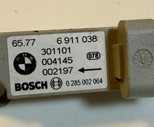 Genuine BMW Side Impact Crash Sensor (SRS / Airbag Sensor) 65.77 6 911 038 BOSCH 0285002064