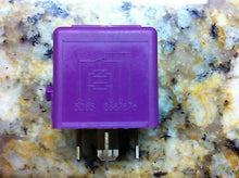 BMW Violet Purple Signal Relay Siemens  61.36-1388911  #1 388 911